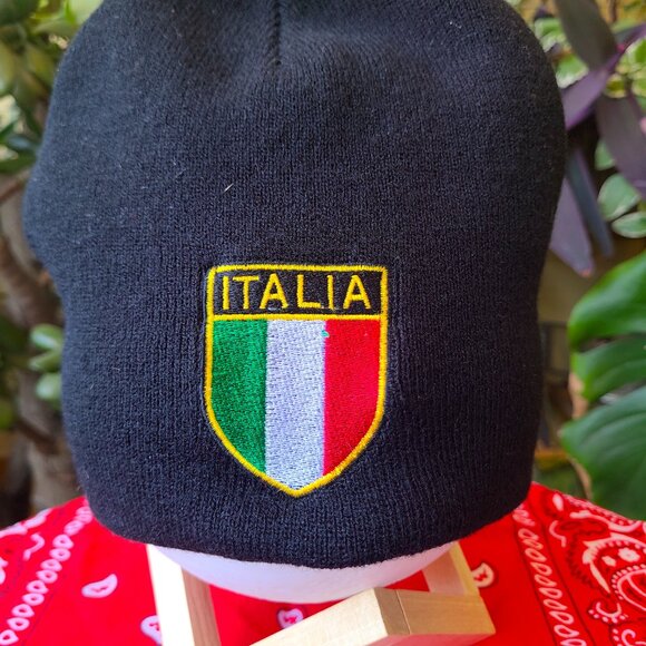 Black Italia Beanie! - Picture 4 of 6